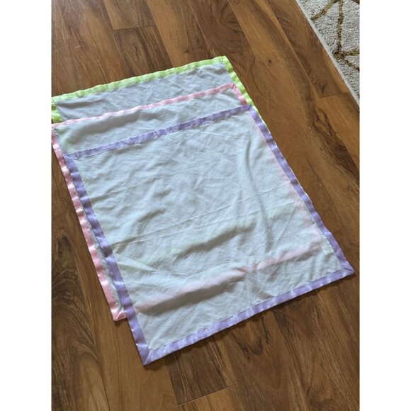 Crate & Barrel Pastel Dinner Napkins 21" x21" NWOT Set of 8 - Picture 7 of 13